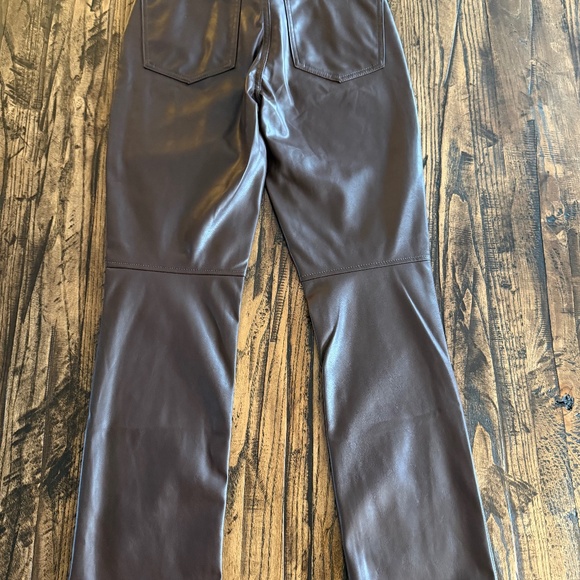 GAP Mid Rise Vegan Leather Slim Pants - Size 4 Regular - Picture 3 of 3